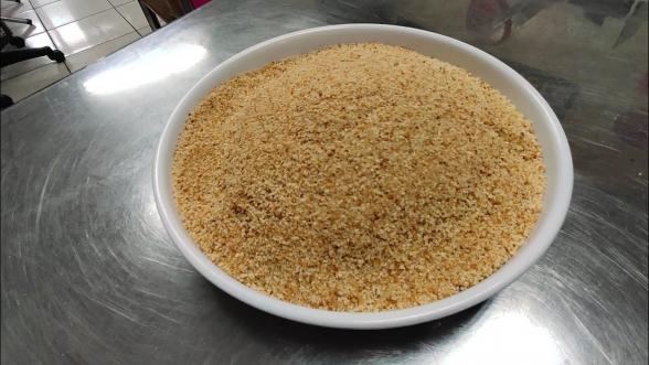 آموزش تهیه پودر سوخاری طلایی