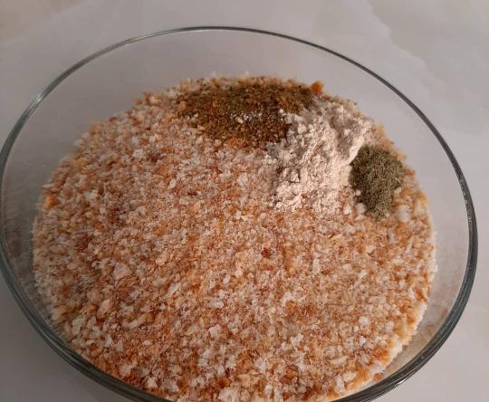 مواد اولیه لازم برای تولید آرد سوخاری